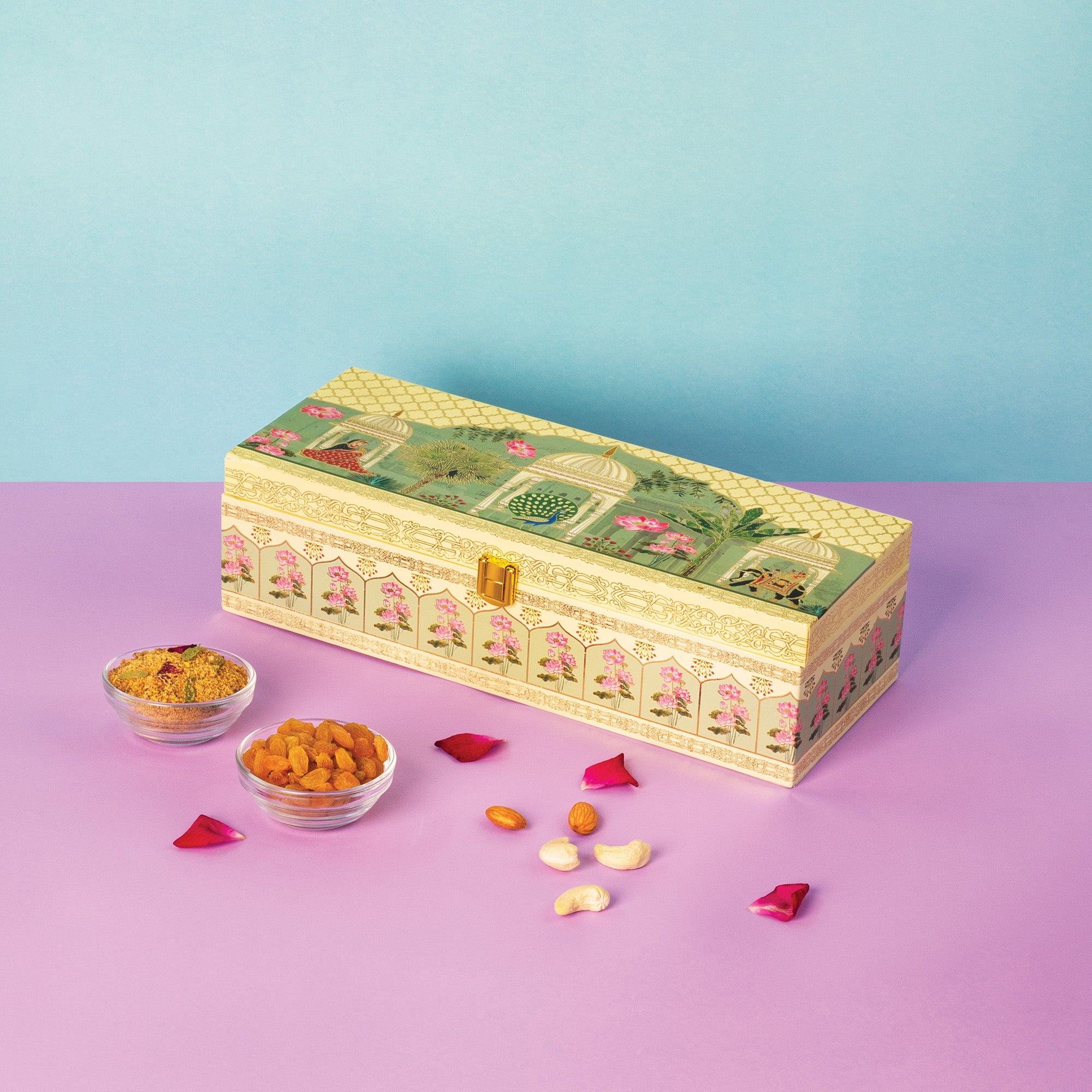 Classic Ivory CM Box
