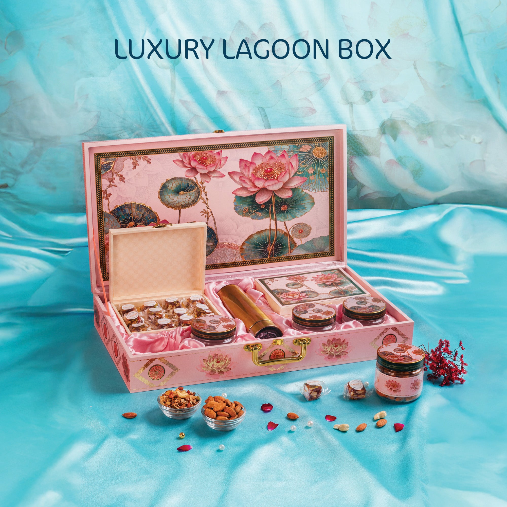 Luxury Lagoon Box